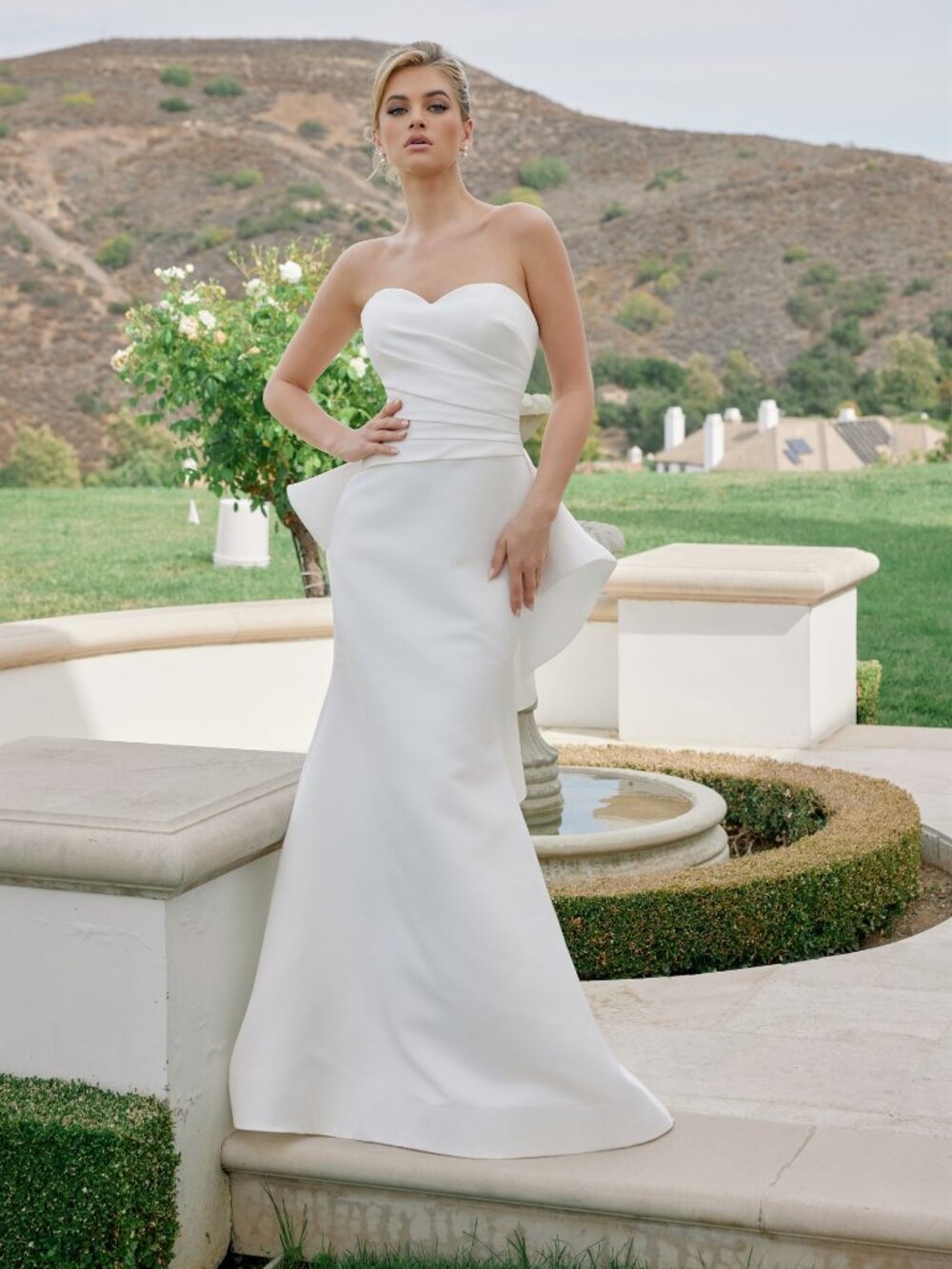 New Elegant Diamond White Bridal Satin Gown w/ Detachable Back Accent NX JW1044